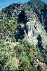 1041_Bhutan_1994_Tigernetskloster.jpg